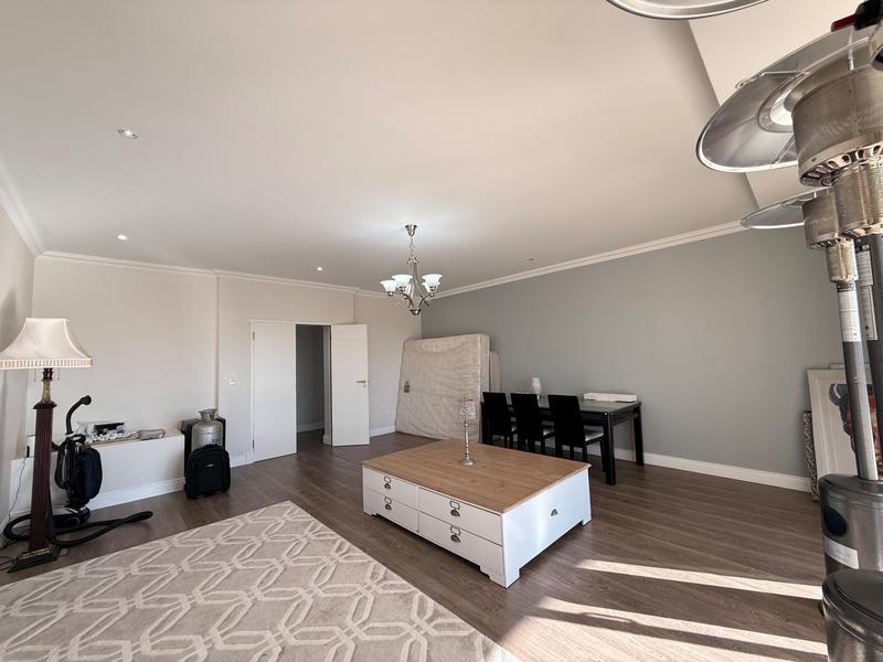 6 Bedroom Property for Sale in Blue Hills Equestrian Estate Gauteng