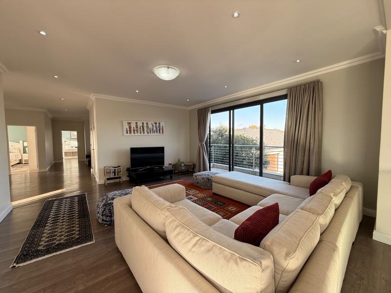 6 Bedroom Property for Sale in Blue Hills Equestrian Estate Gauteng
