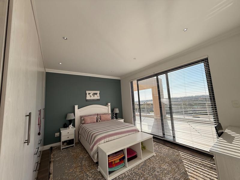 6 Bedroom Property for Sale in Blue Hills Equestrian Estate Gauteng