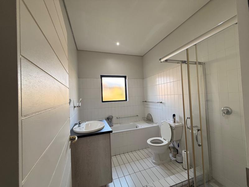 6 Bedroom Property for Sale in Blue Hills Equestrian Estate Gauteng