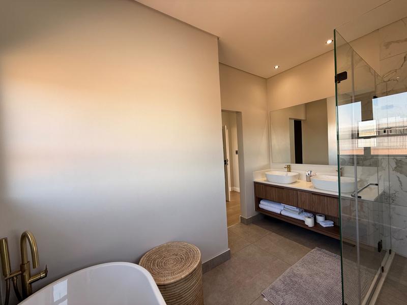 4 Bedroom Property for Sale in Fountainbrook Estate Gauteng