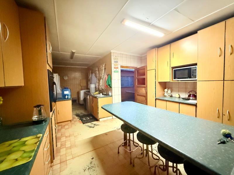4 Bedroom Property for Sale in Vanderbijlpark CE 2 Gauteng