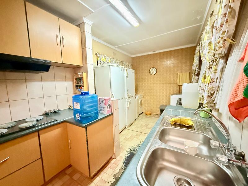 4 Bedroom Property for Sale in Vanderbijlpark CE 2 Gauteng