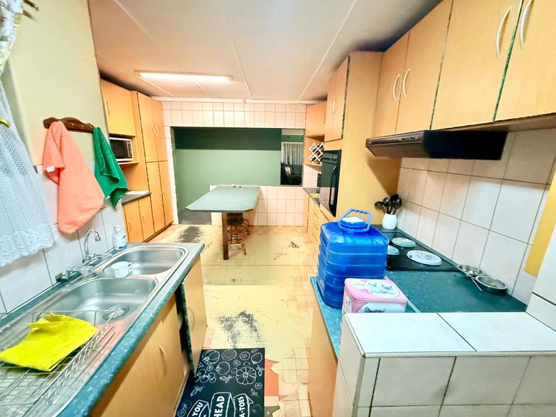 4 Bedroom Property for Sale in Vanderbijlpark CE 2 Gauteng