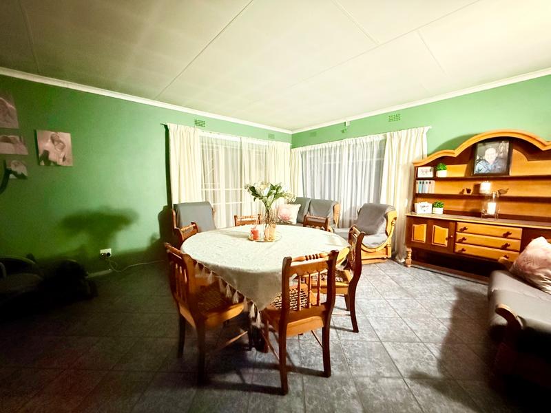 4 Bedroom Property for Sale in Vanderbijlpark CE 2 Gauteng