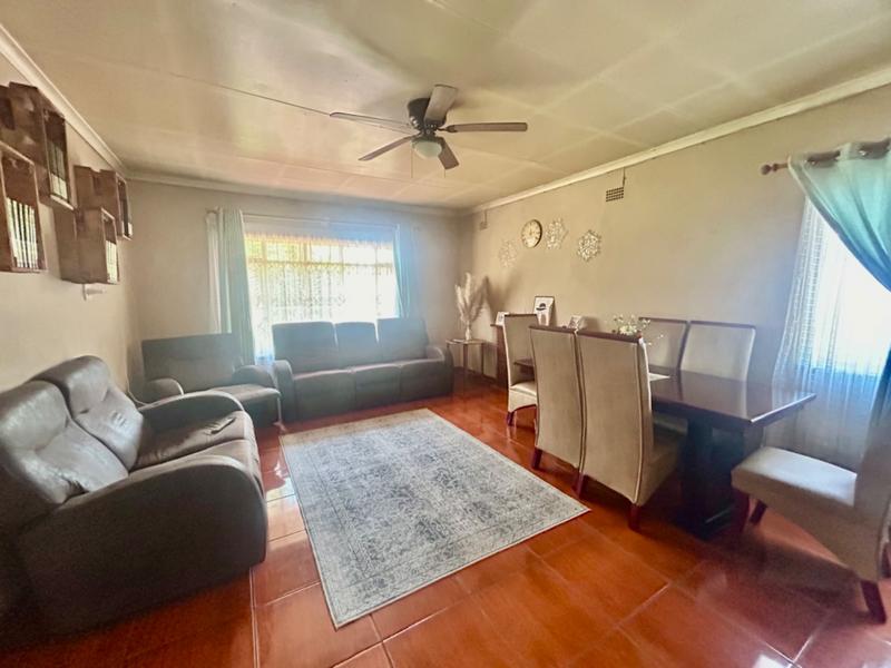 3 Bedroom Property for Sale in Vanderbijlpark Cw 6 Gauteng