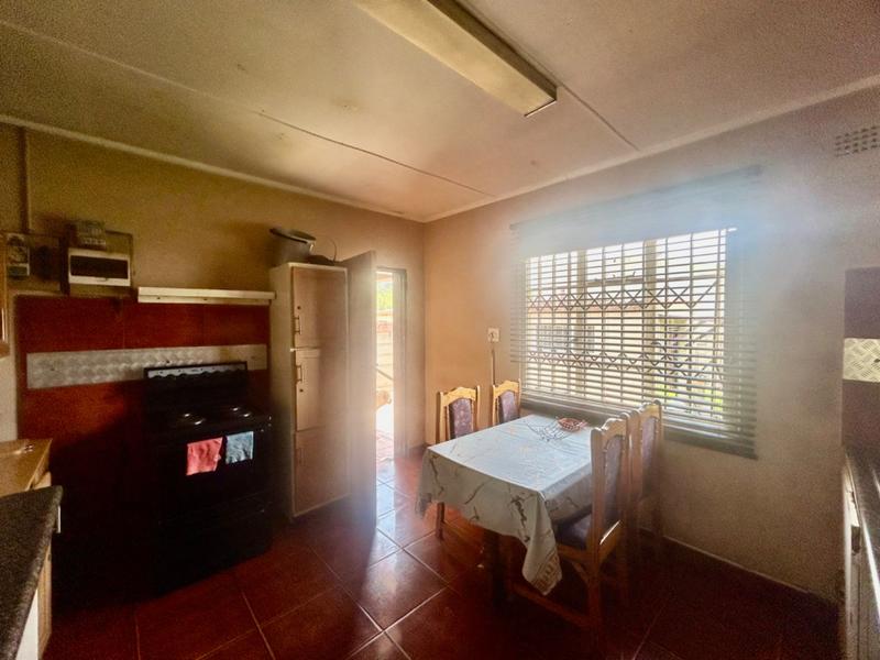 3 Bedroom Property for Sale in Vanderbijlpark Cw 6 Gauteng