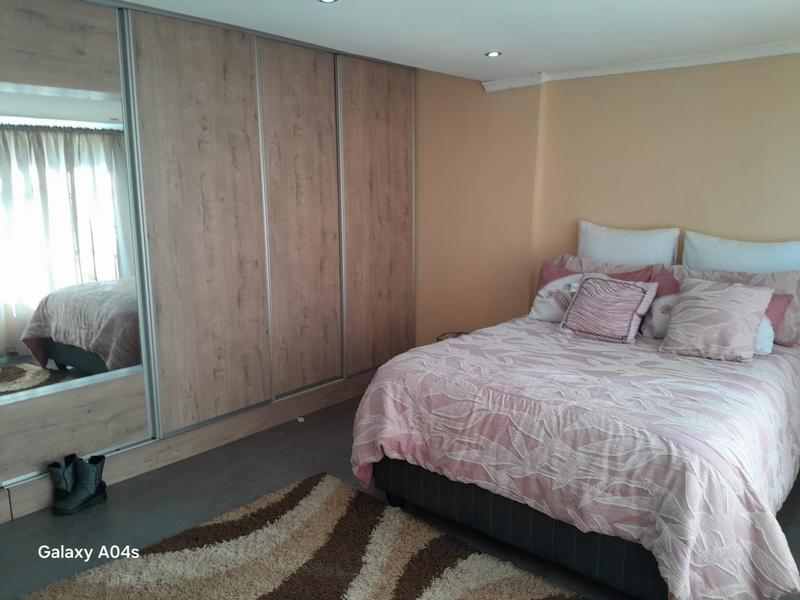 3 Bedroom Property for Sale in Woodmere Gauteng