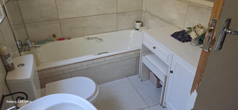 3 Bedroom Property for Sale in Annlin Gauteng