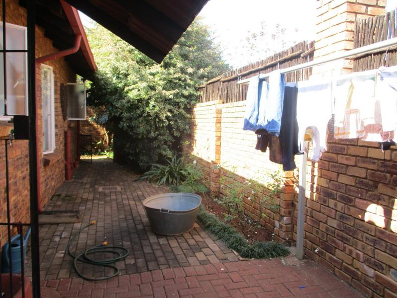 3 Bedroom Property for Sale in Annlin Gauteng