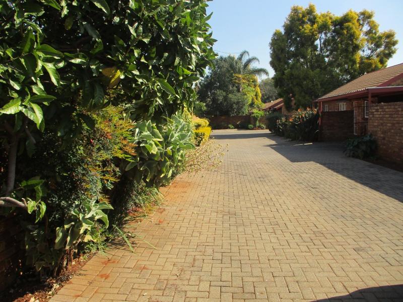 3 Bedroom Property for Sale in Annlin Gauteng