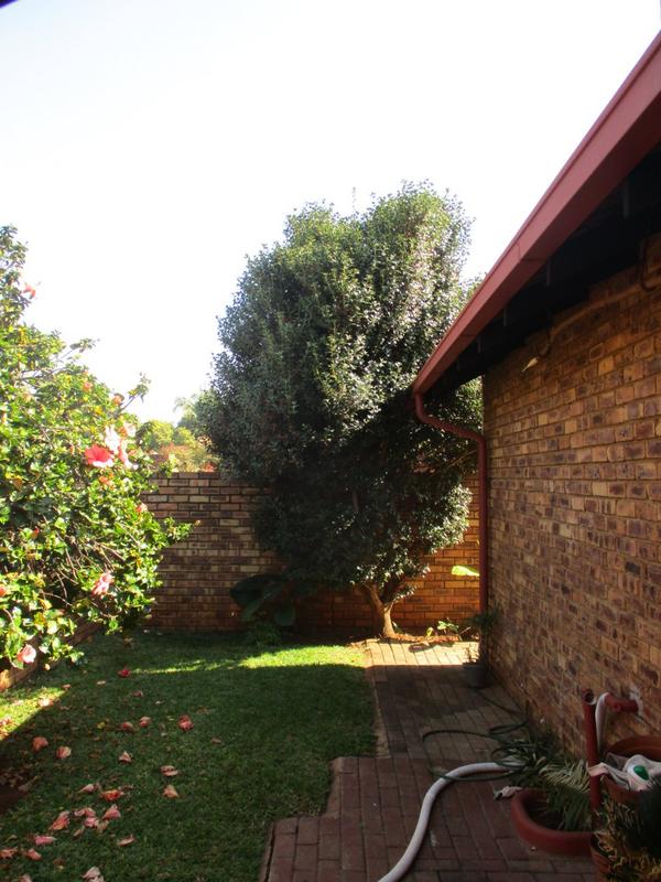 3 Bedroom Property for Sale in Annlin Gauteng