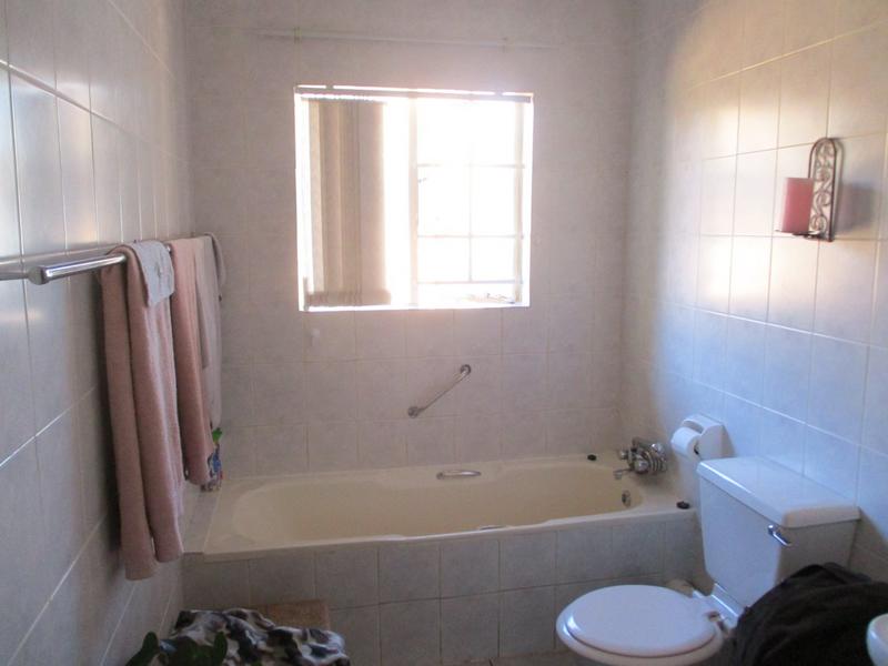 3 Bedroom Property for Sale in Annlin Gauteng