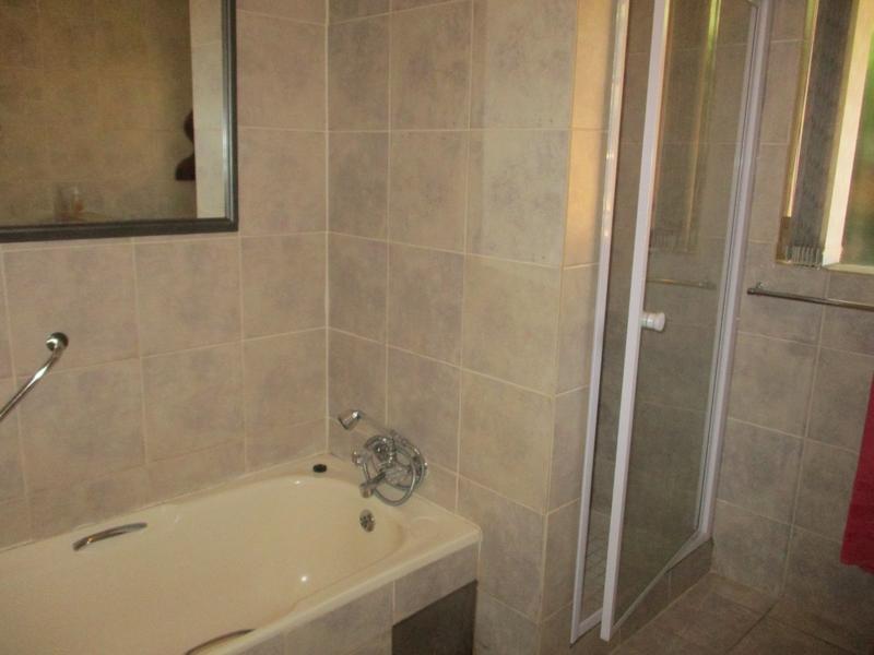 3 Bedroom Property for Sale in Annlin Gauteng