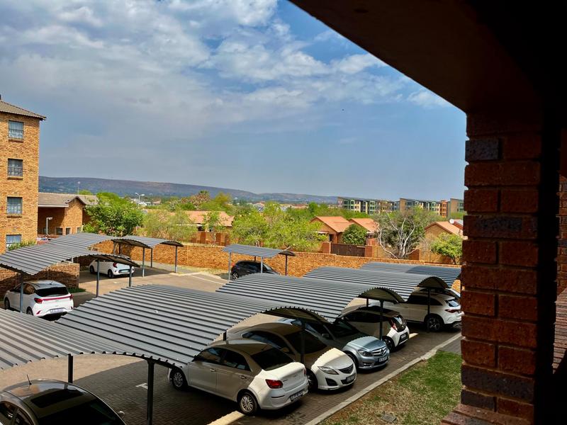 2 Bedroom Property for Sale in Montana Tuine Gauteng