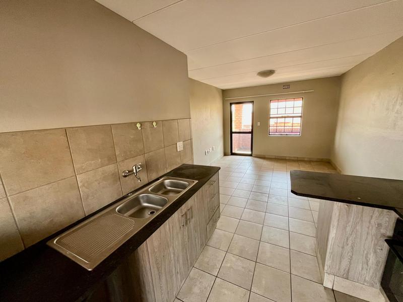 2 Bedroom Property for Sale in Montana Tuine Gauteng