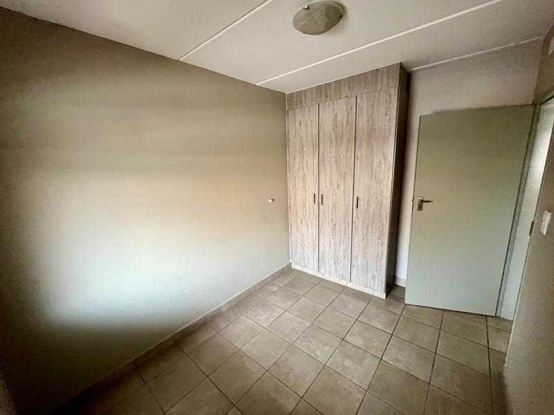 2 Bedroom Property for Sale in Montana Tuine Gauteng