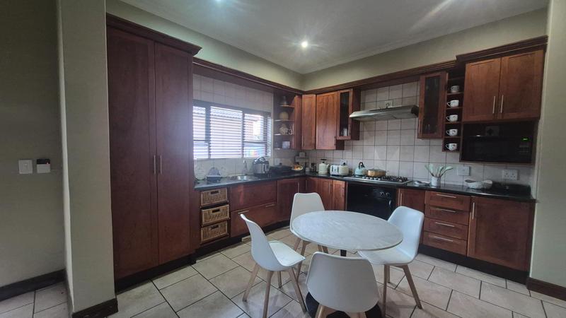 4 Bedroom Property for Sale in Raslouw Gauteng