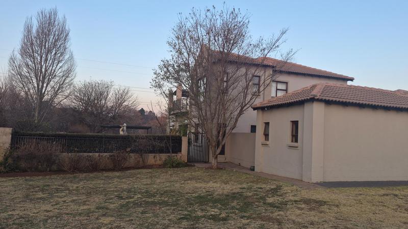 4 Bedroom Property for Sale in Raslouw Gauteng