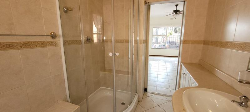 4 Bedroom Property for Sale in Glenvista Gauteng