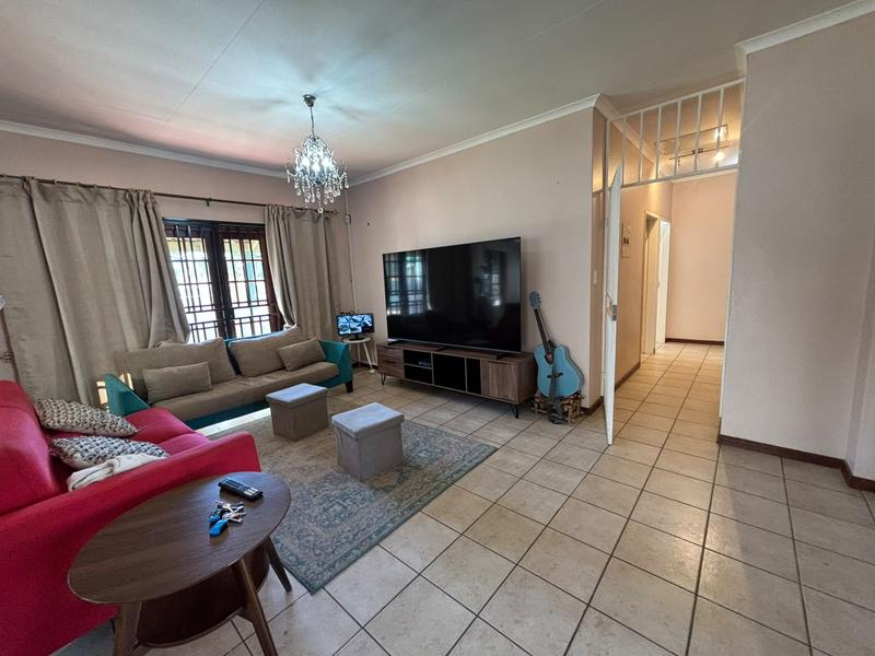 3 Bedroom Property for Sale in Weltevreden Park Gauteng