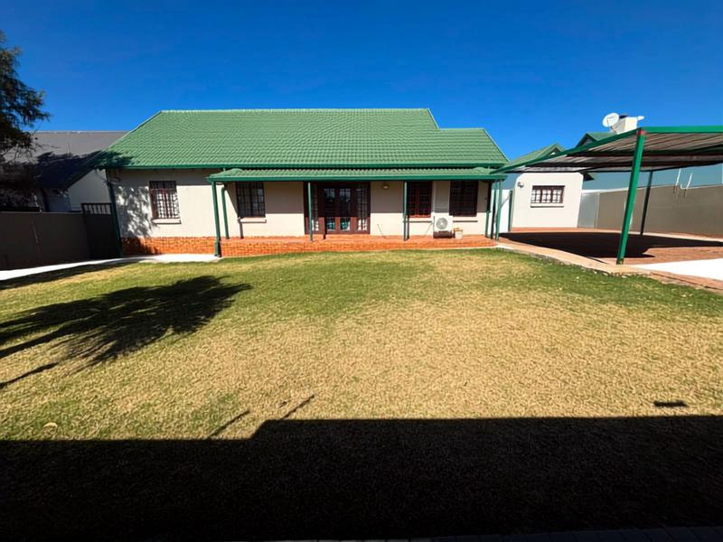 3 Bedroom Property for Sale in Weltevreden Park Gauteng