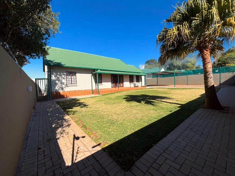 3 Bedroom Property for Sale in Weltevreden Park Gauteng