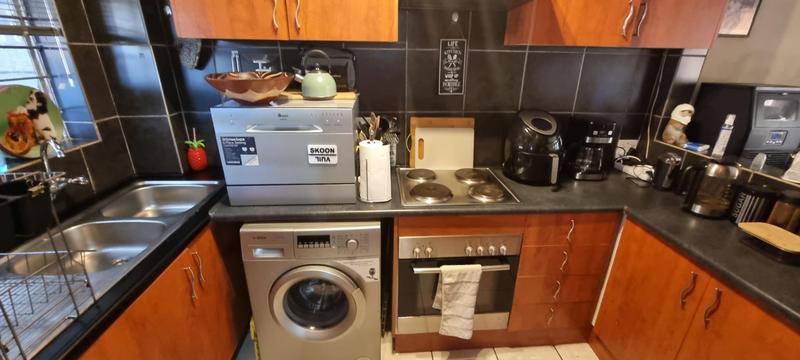 2 Bedroom Property for Sale in Clubview Gauteng