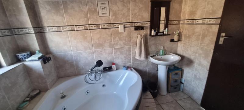 2 Bedroom Property for Sale in Clubview Gauteng