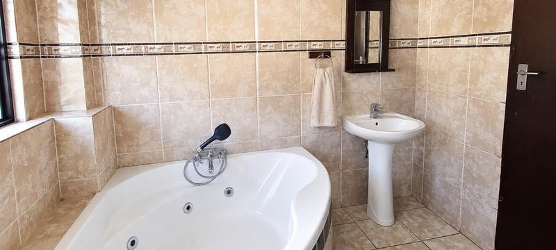 2 Bedroom Property for Sale in Clubview Gauteng