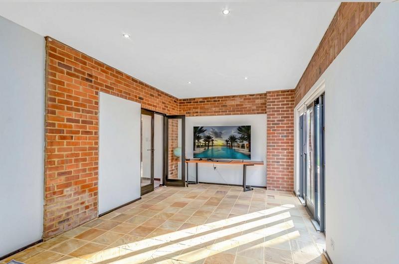 To Let 6 Bedroom Property for Rent in Dainfern Valley Gauteng