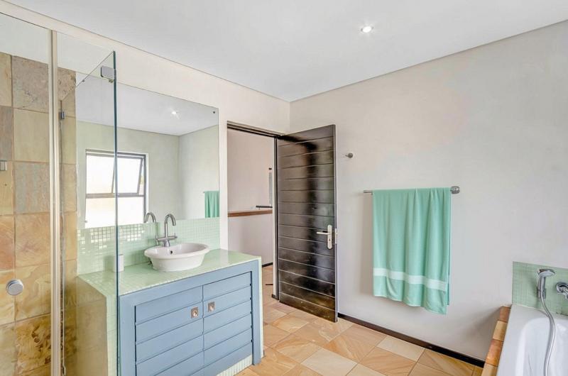 To Let 6 Bedroom Property for Rent in Dainfern Valley Gauteng