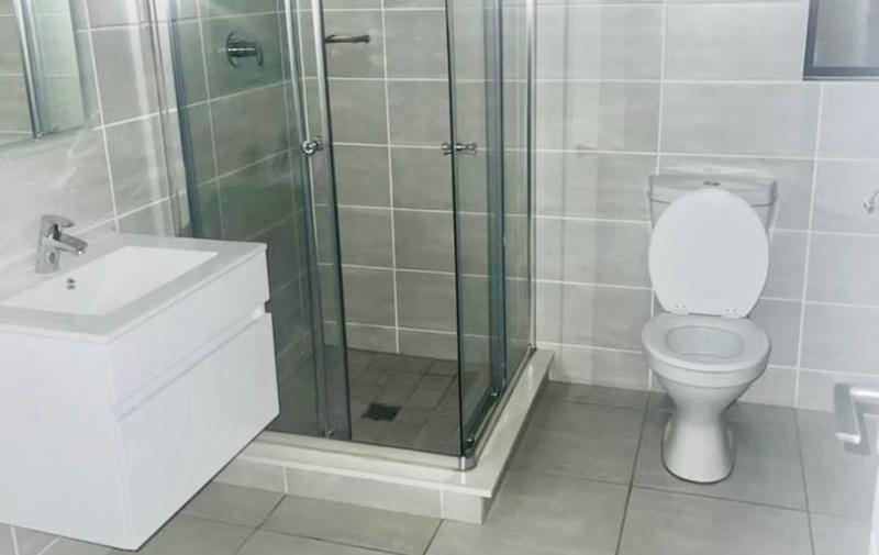 To Let 2 Bedroom Property for Rent in Waterfall Gauteng