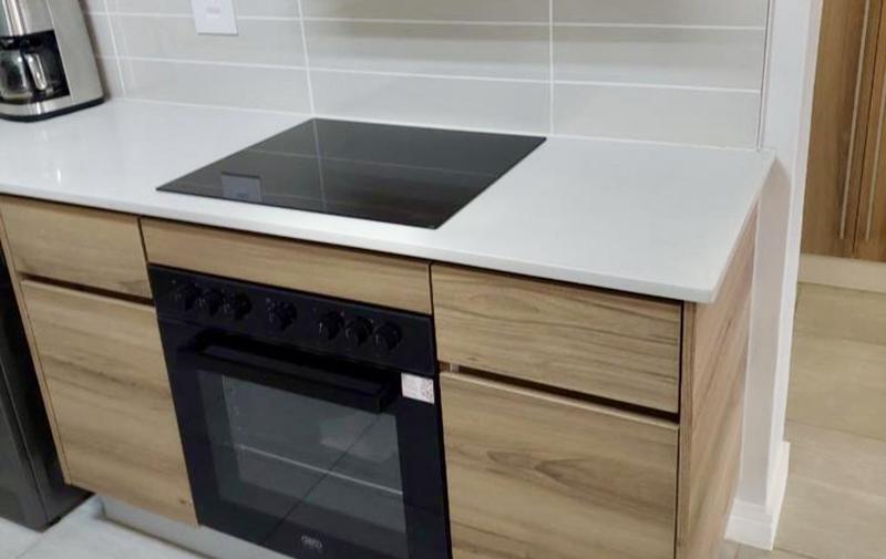 To Let 2 Bedroom Property for Rent in Waterfall Gauteng