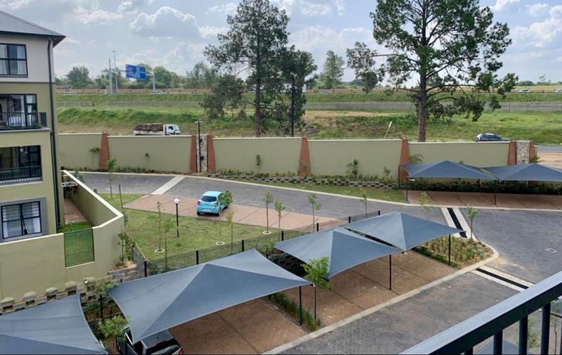 To Let 2 Bedroom Property for Rent in Waterfall Gauteng