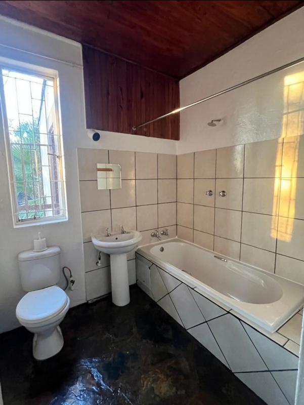 To Let 4 Bedroom Property for Rent in Lanseria Gauteng
