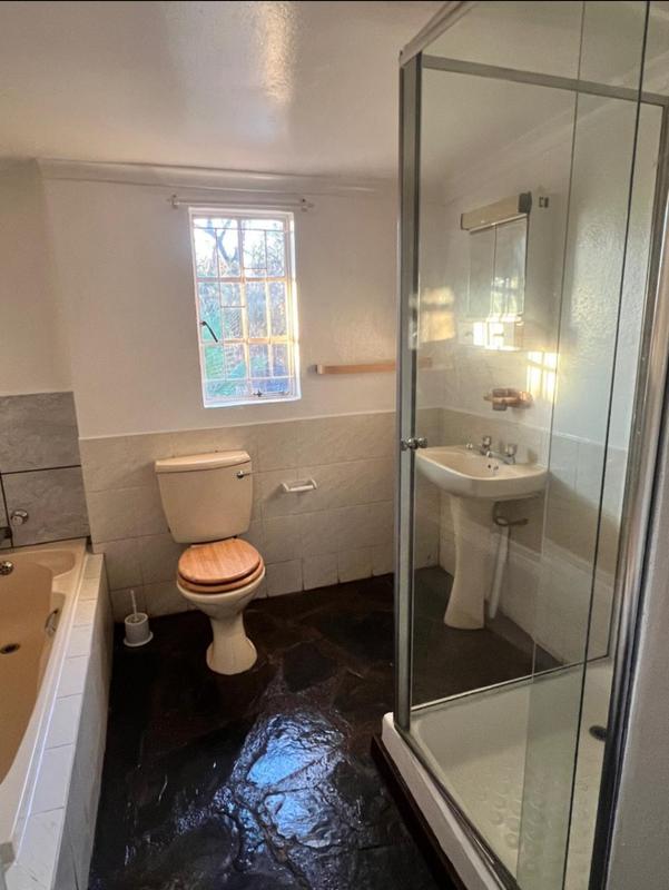 To Let 4 Bedroom Property for Rent in Lanseria Gauteng