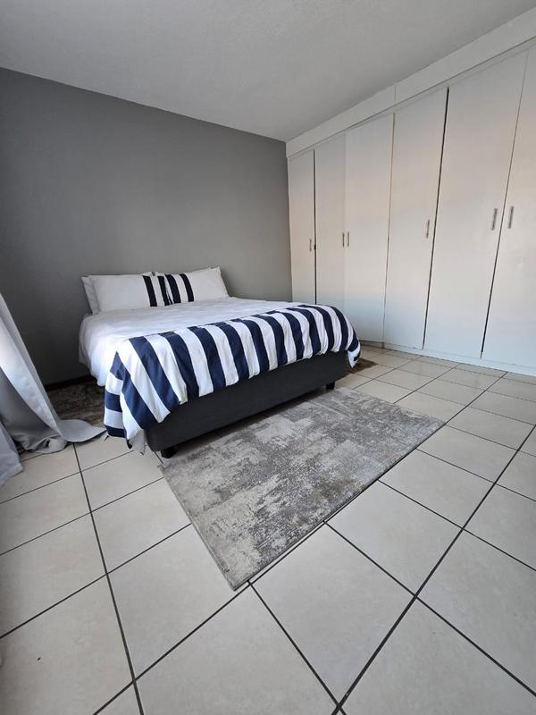 2 Bedroom Property for Sale in Oakdene Gauteng