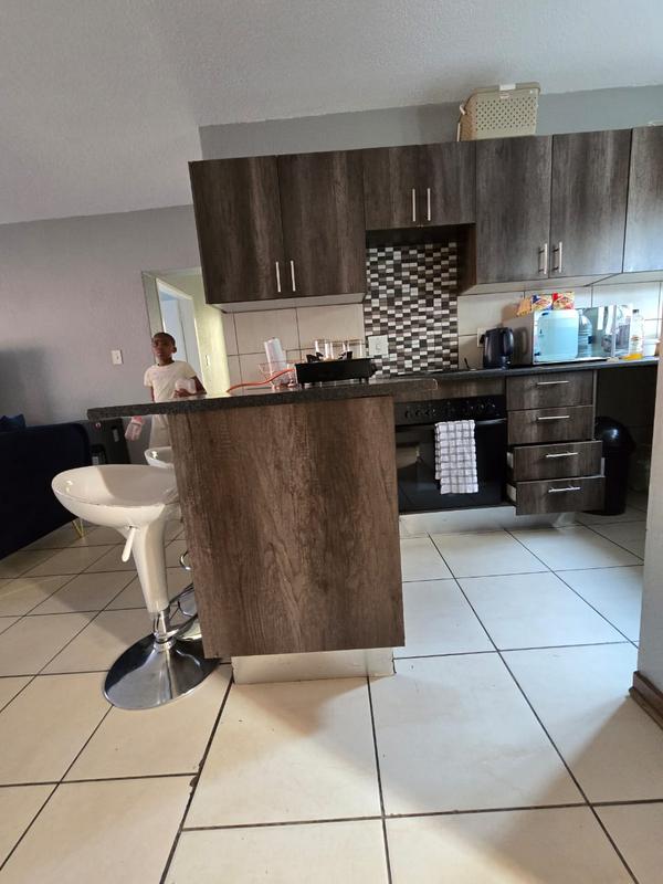 2 Bedroom Property for Sale in Oakdene Gauteng