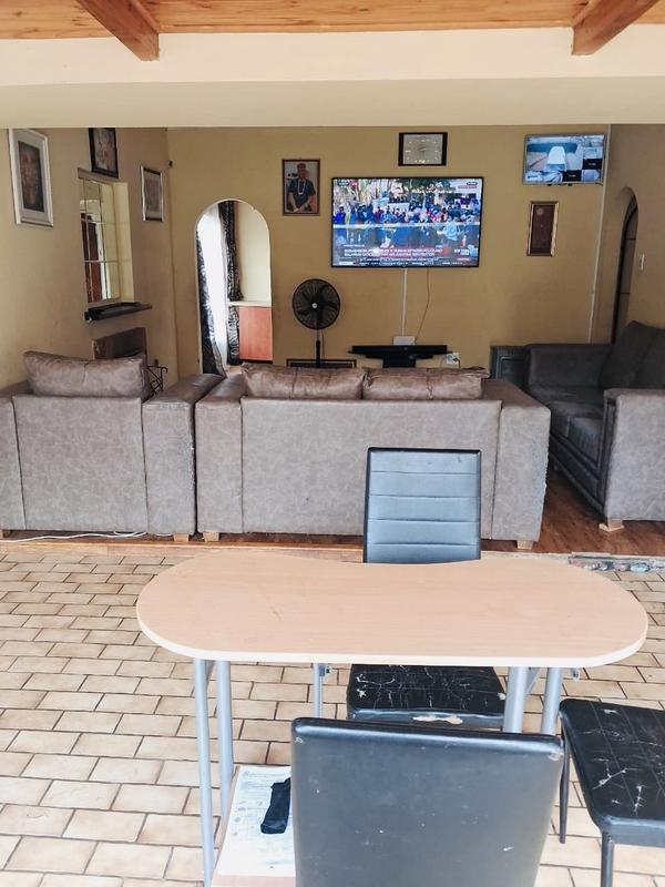 To Let 3 Bedroom Property for Rent in Wychwood Gauteng