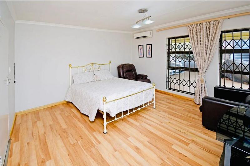 To Let 3 Bedroom Property for Rent in President Park Gauteng
