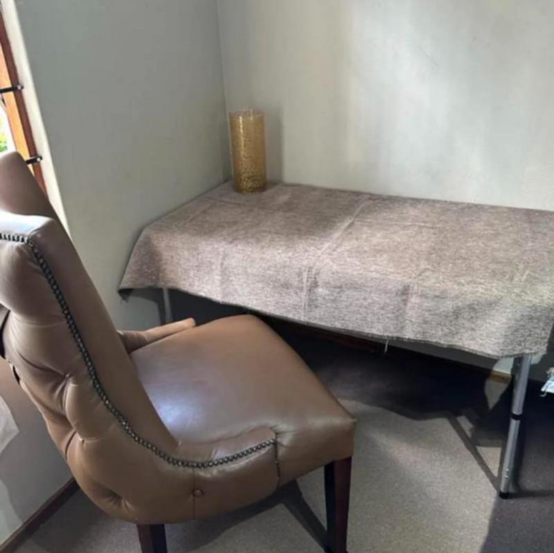 To Let 1 Bedroom Property for Rent in Robindale Gauteng