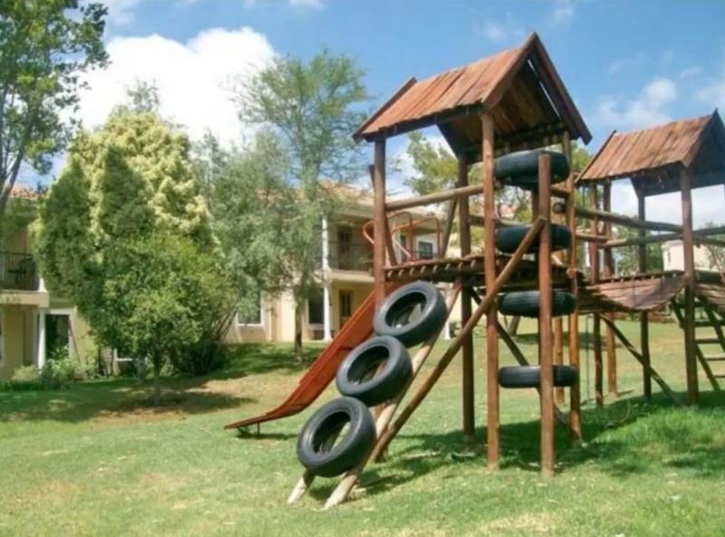 To Let 1 Bedroom Property for Rent in Robindale Gauteng