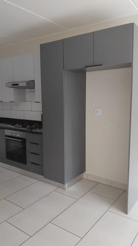 To Let 2 Bedroom Property for Rent in South Kensington Gauteng