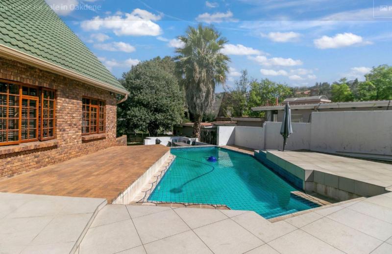 4 Bedroom Property for Sale in Oakdene Gauteng