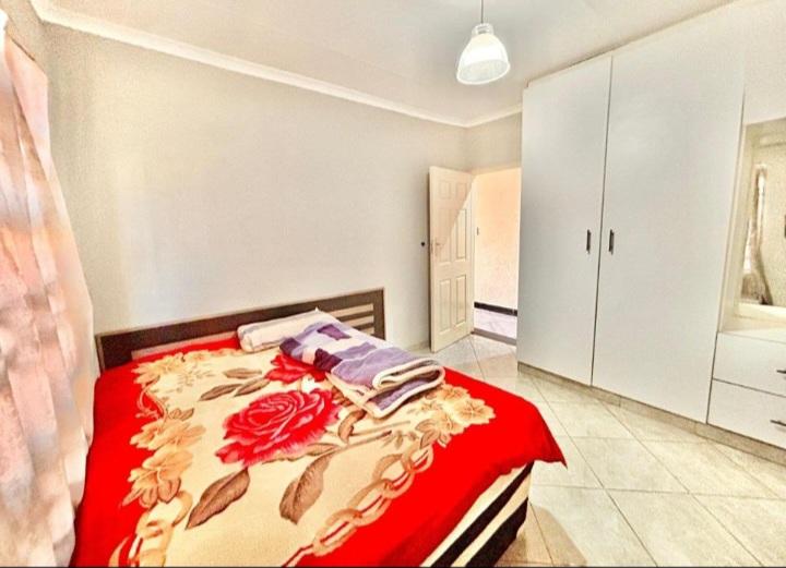 4 Bedroom Property for Sale in Welgedacht Gauteng