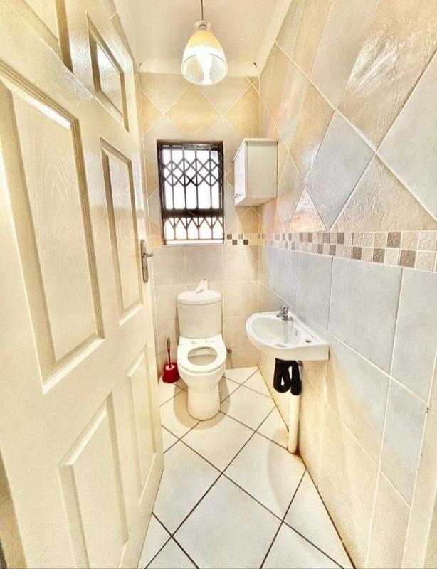 4 Bedroom Property for Sale in Welgedacht Gauteng