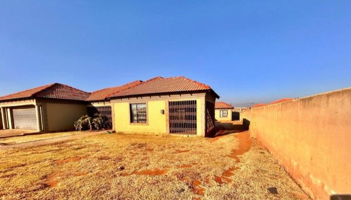4 Bedroom Property for Sale in Welgedacht Gauteng