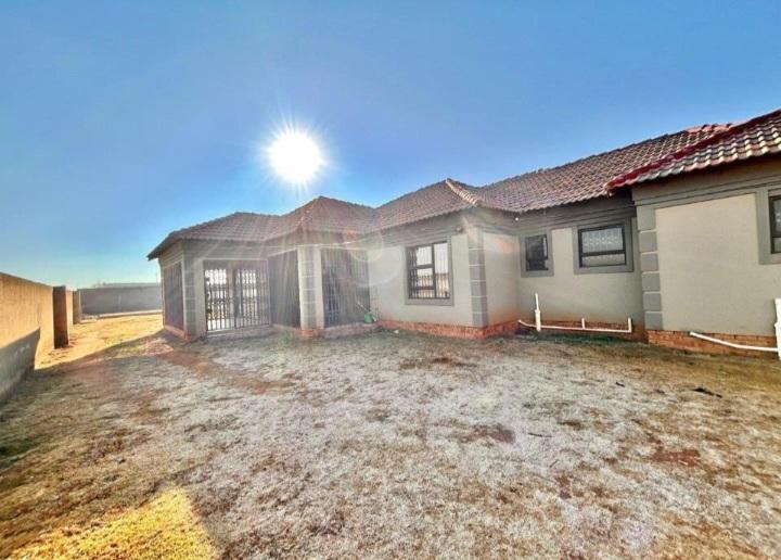 4 Bedroom Property for Sale in Welgedacht Gauteng