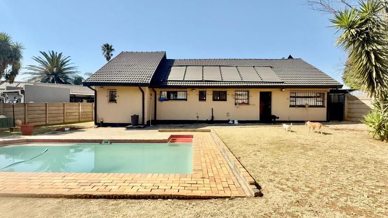 3 Bedroom Property for Sale in Cresslawn Gauteng